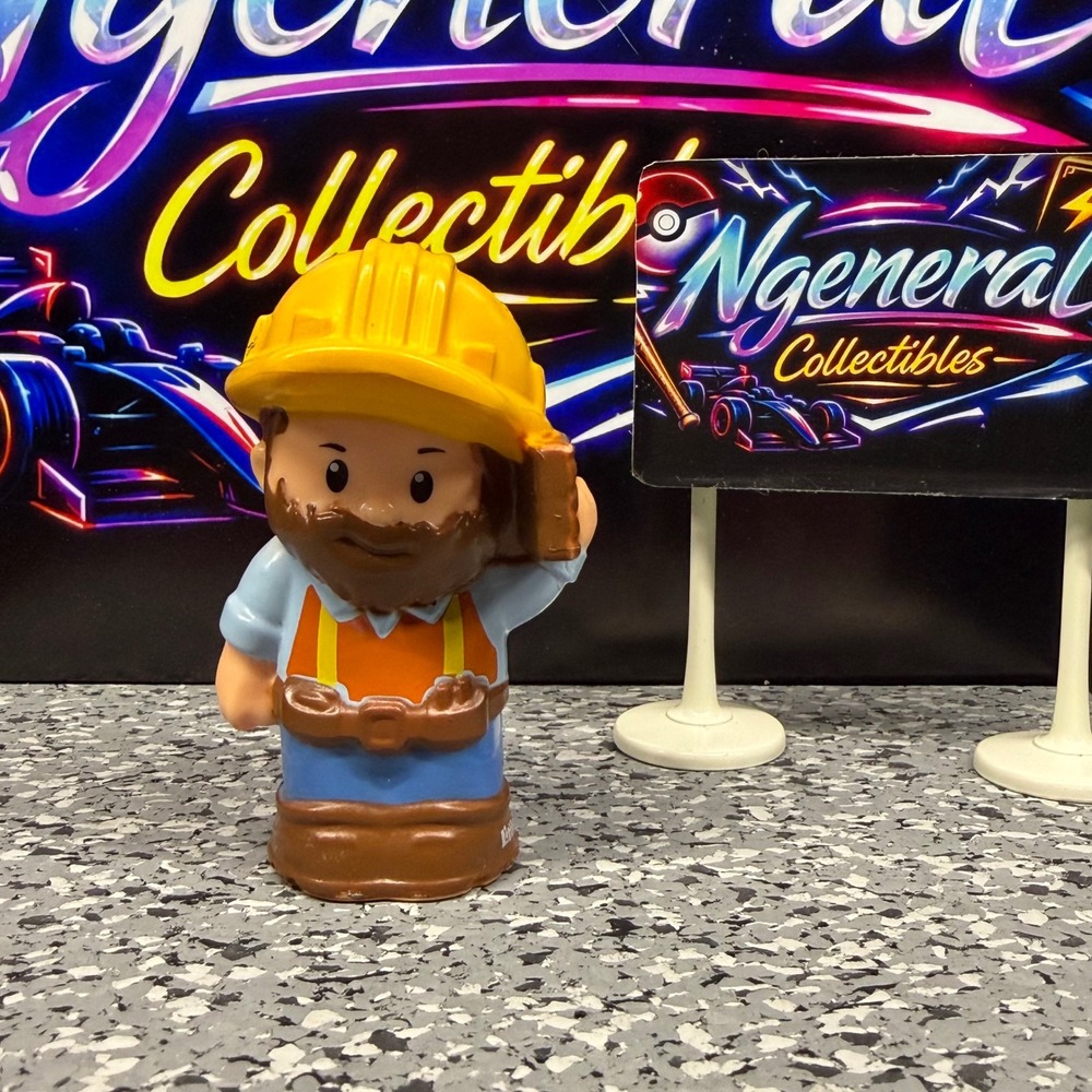 Fisher-Price Little People Construction Worker Figure Yellow Hard Hat DFT45 2015